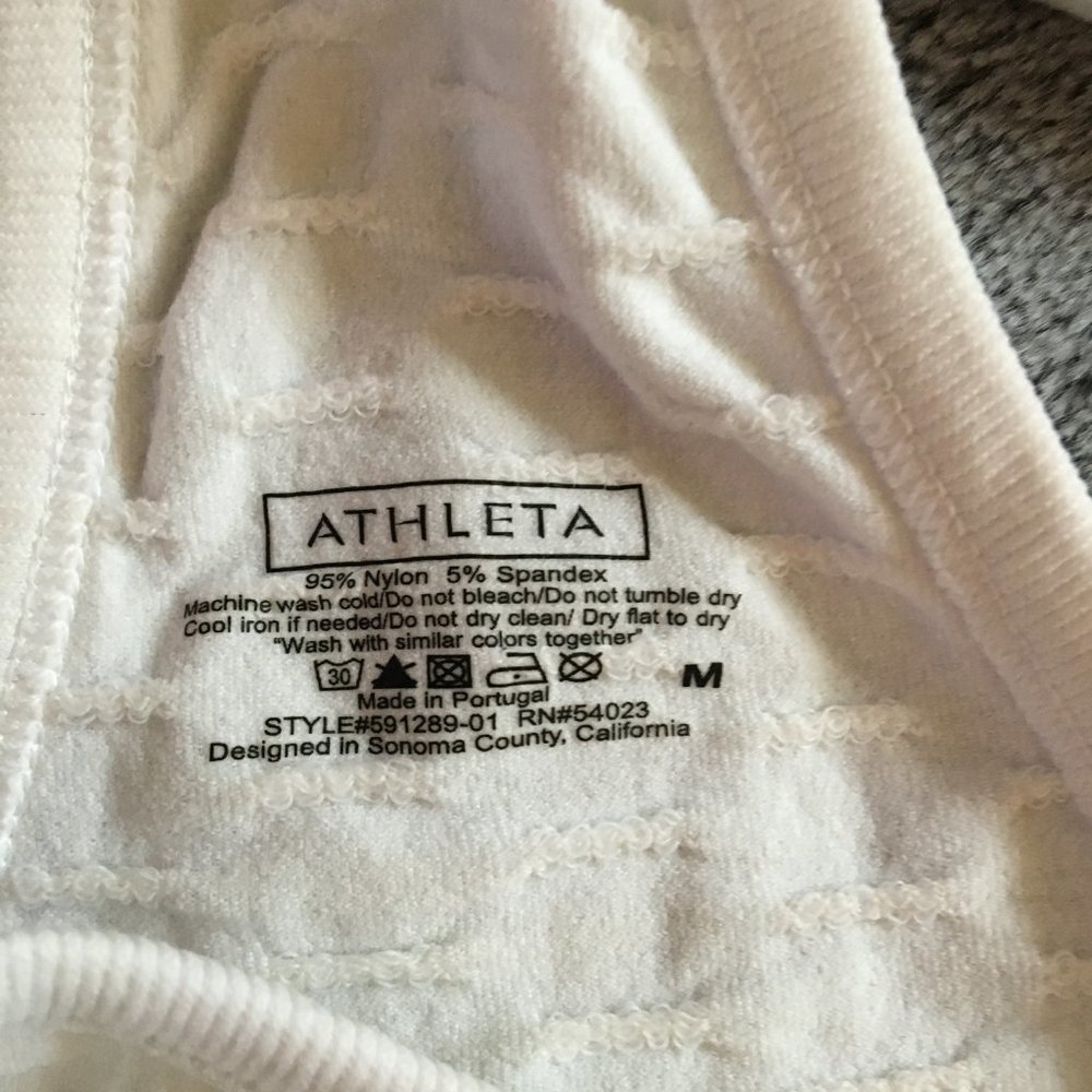 ATHLETA WORKOUT SHIRT * SIZE M * - Picture 4 of 4